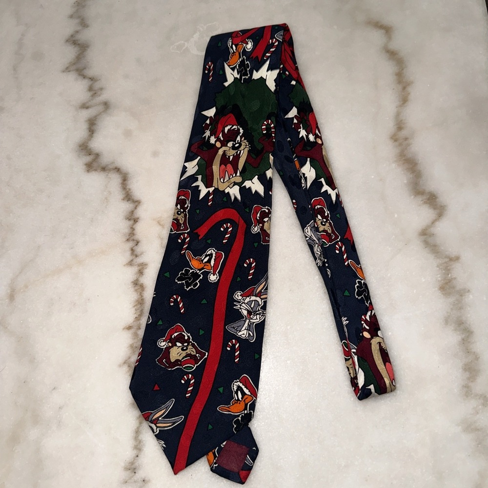 Vtg 1993 Mens Christmas‎ Tie Looney Tunes Bugs Tweety Daffy Taz 58"x4" 100% Silk